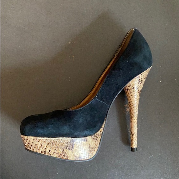 High heels - Picture 2 of 3